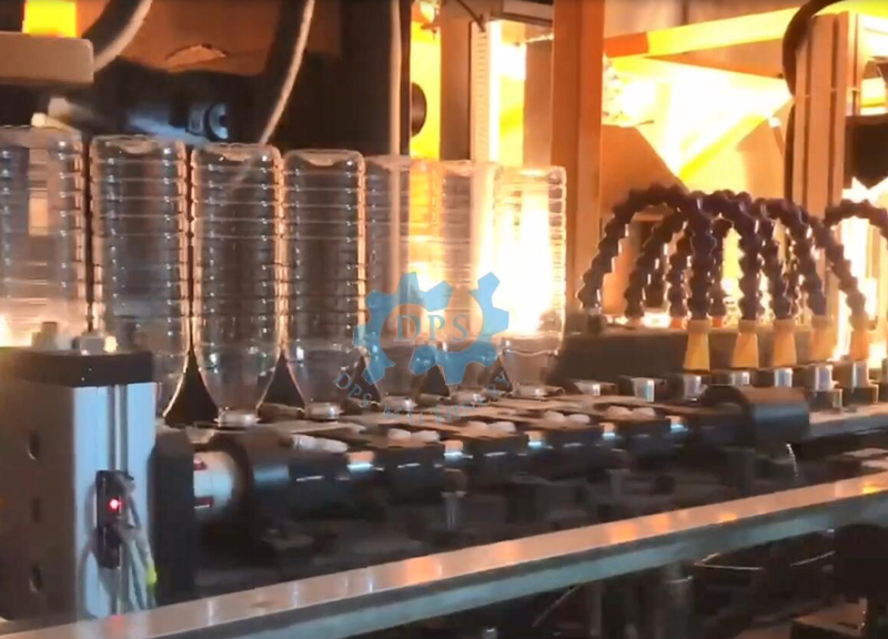 全自動六腔吹瓶機