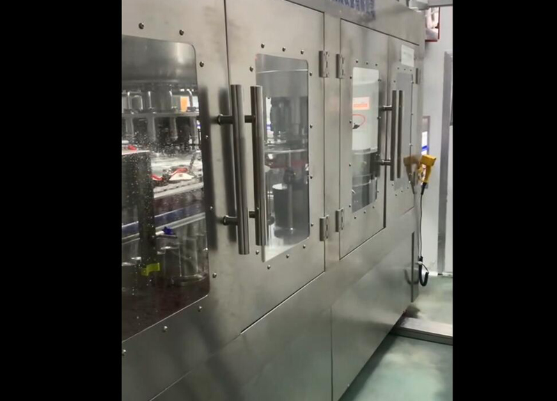 CGF32-32-8瓶裝水灌裝機
